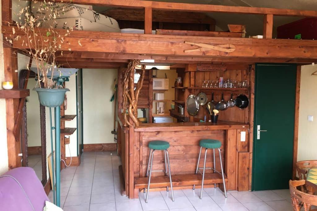 Repaire De Barberousse De