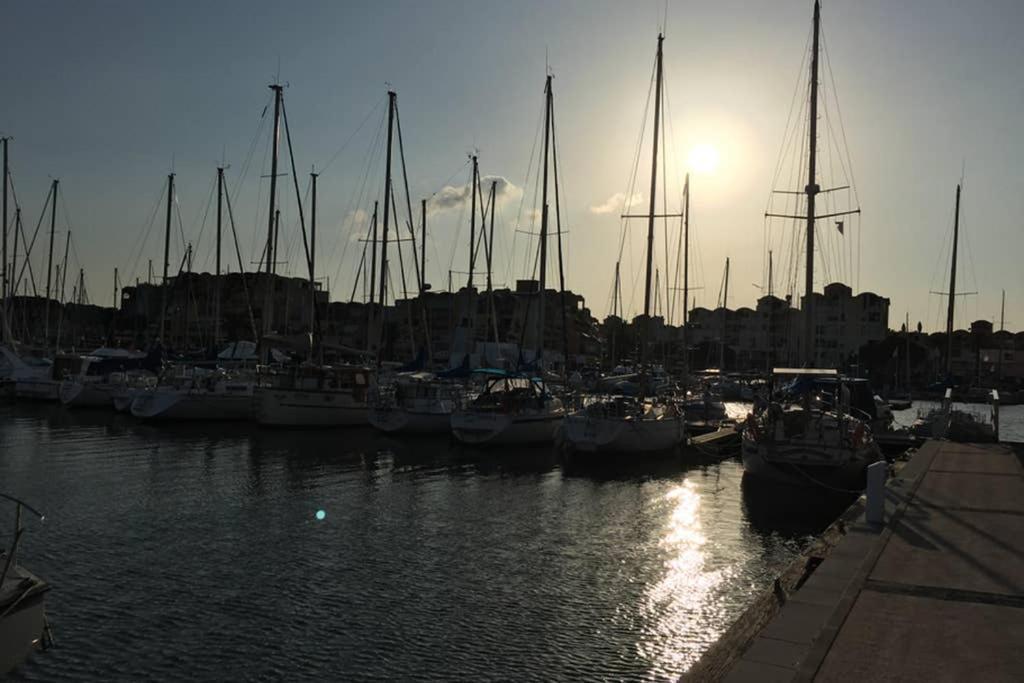 Location Gruissan, Studio, Piscine, Parking Privé Appartamento Gruissan