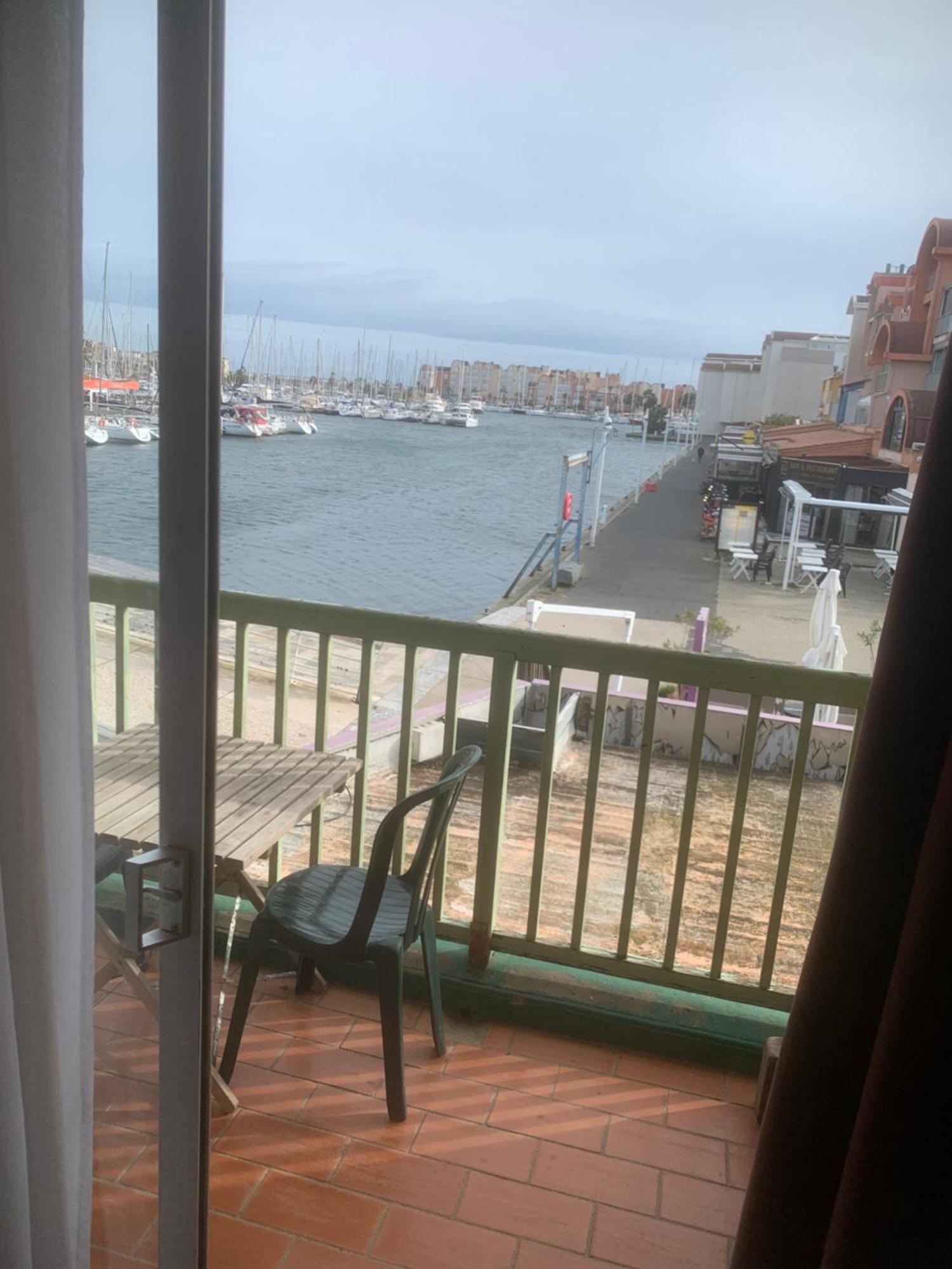 Location Gruissan, Studio, Piscine, Parking Privé *